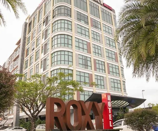 Roxy Hotel 3Rd Mile